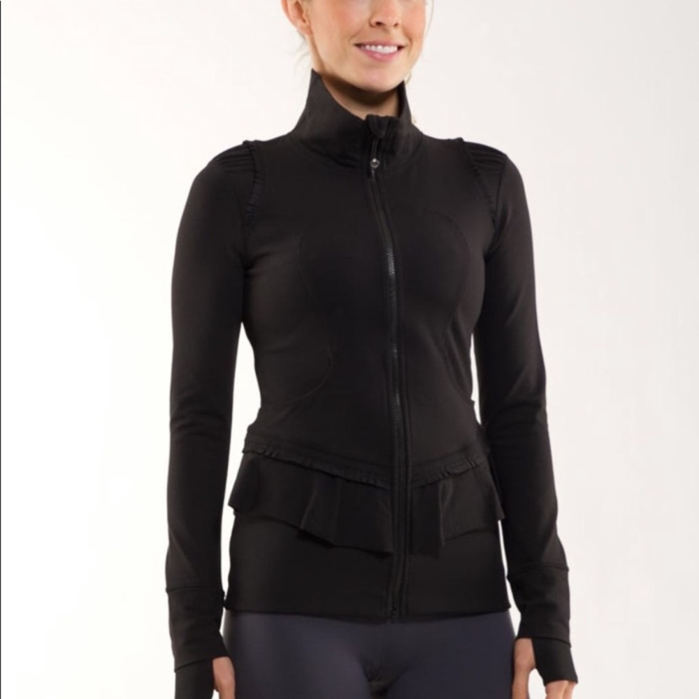 Lululemon black City to yoga jacket